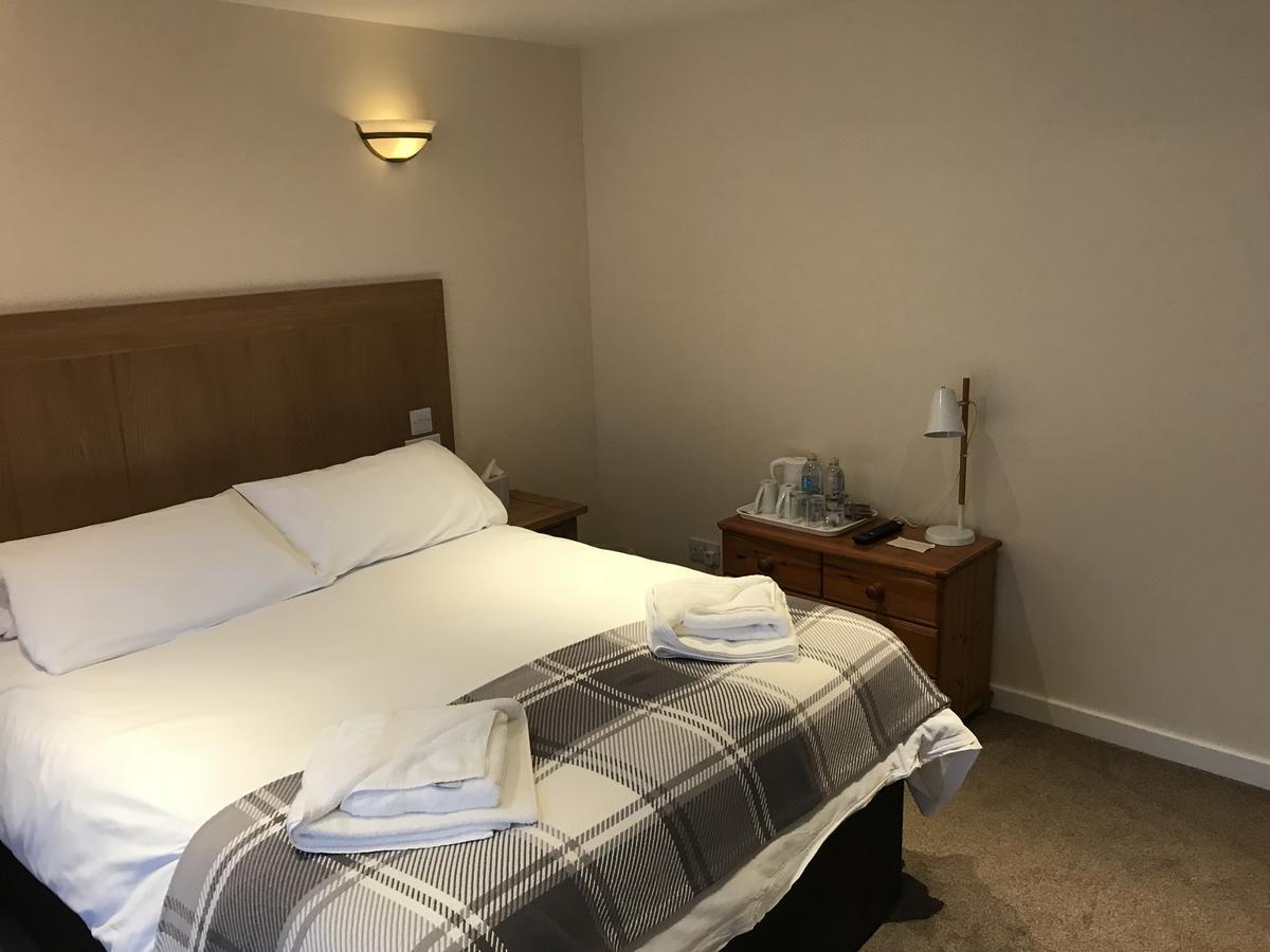 Caledonian Hotel Portree Dış mekan fotoğraf